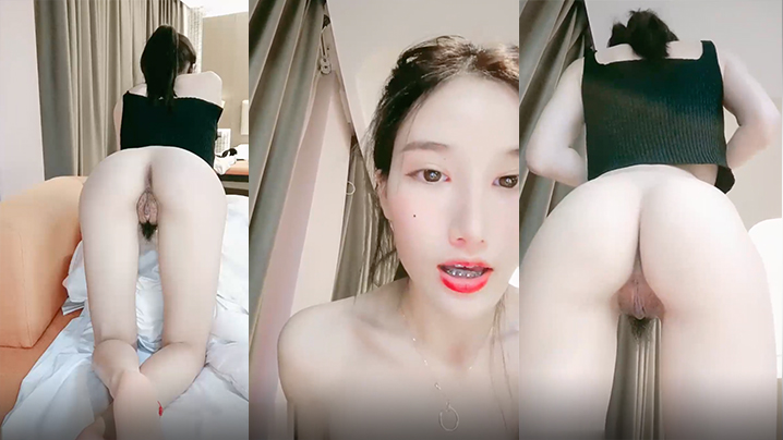 【清纯翘臀】美穴小姐姐今天独自一人诱惑，没穿内裤翘起屁股露b，揉捏奶子表情淫荡，站立对著镜头掰开屁股